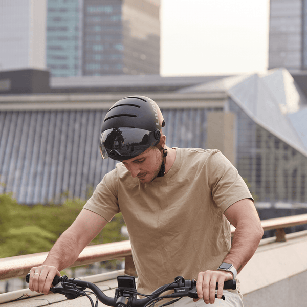 Livall L23 Smart Bike Helmet With Visor Black  livall   